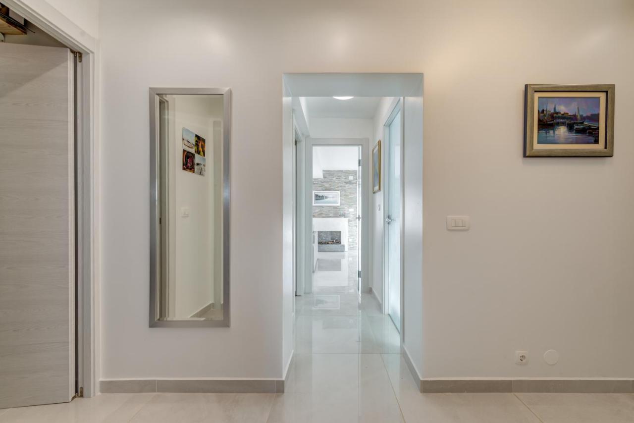 Joy 1 Apartment 诺瓦利娅 外观 照片