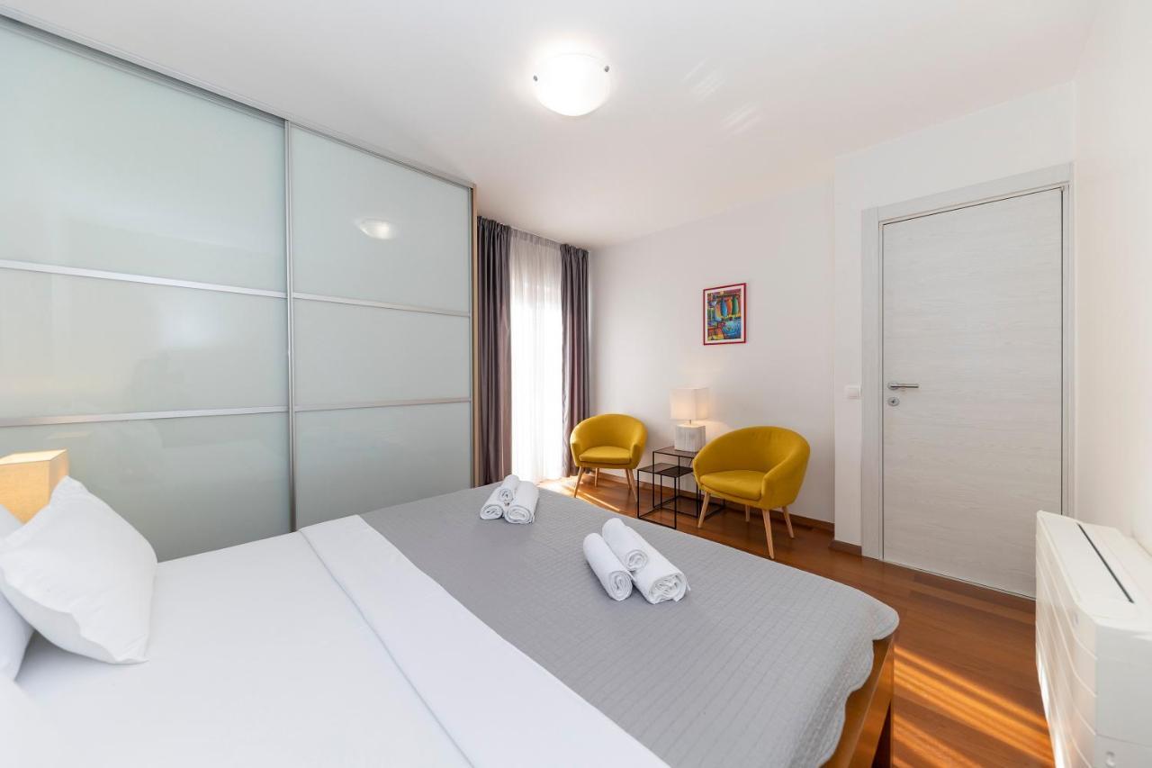 Joy 1 Apartment 诺瓦利娅 外观 照片
