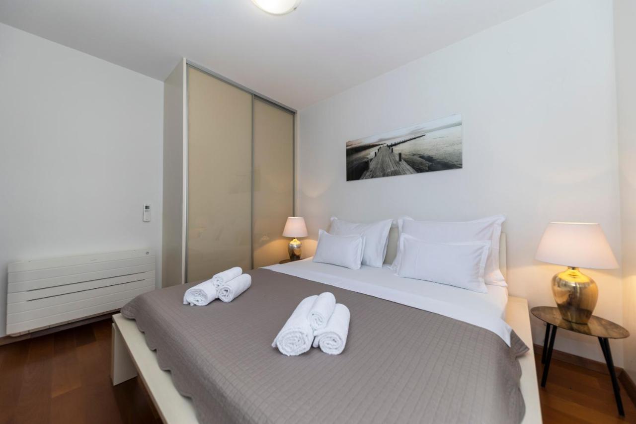 Joy 1 Apartment 诺瓦利娅 外观 照片