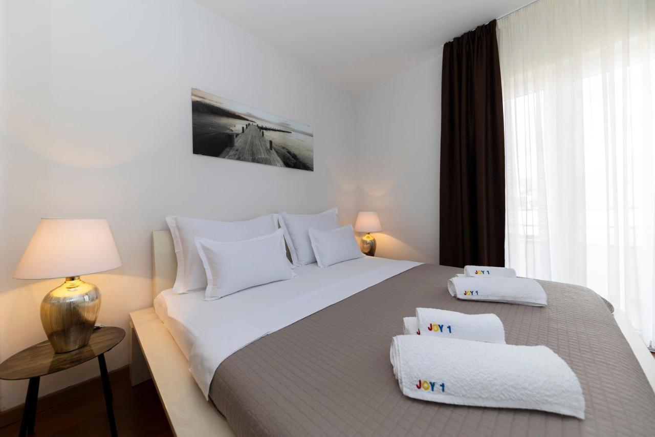 Joy 1 Apartment 诺瓦利娅 外观 照片